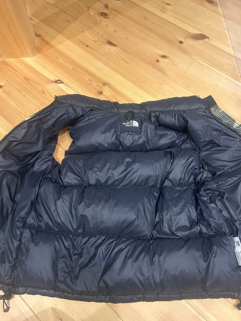 まあこ THE NORTH FACE カモフラージュ ヌプシダウンベスト