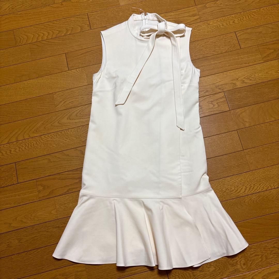 VALENTINO♪ワンピース♪バレンティノ♪タイ付き　リボン