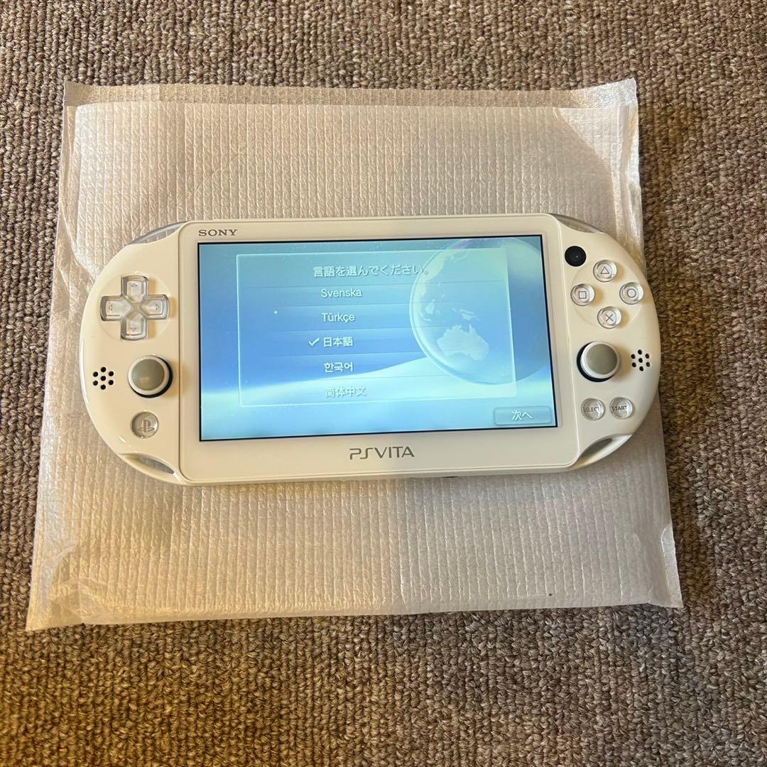 PSVITA PCH-2000 ホワイト 箱付き