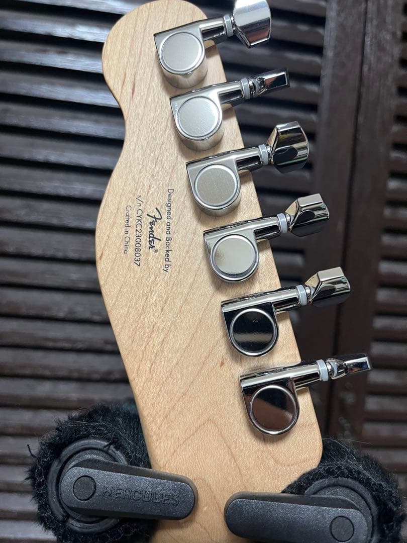 状態よしSquier by fender Affinity Telecaster