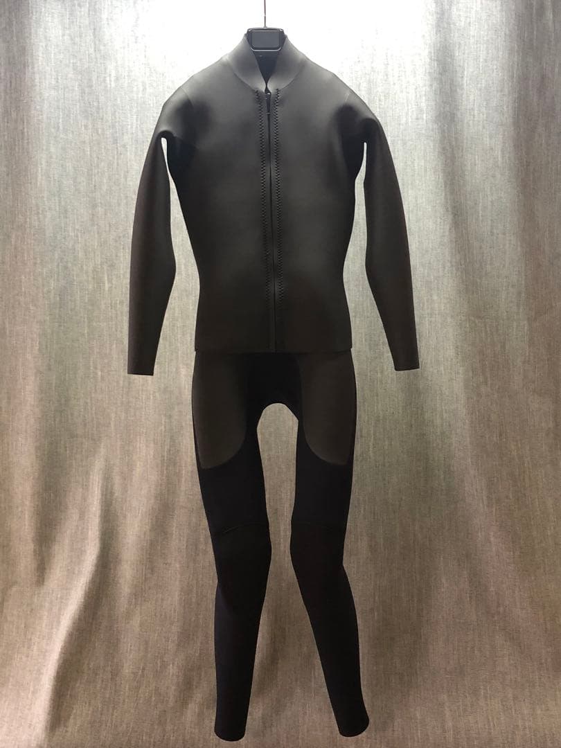 ぢめんさん専用　ウェットスーツ 新品未使用
