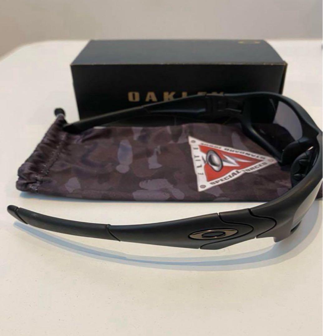 Oakley straight jacket サングラス io着用 オ