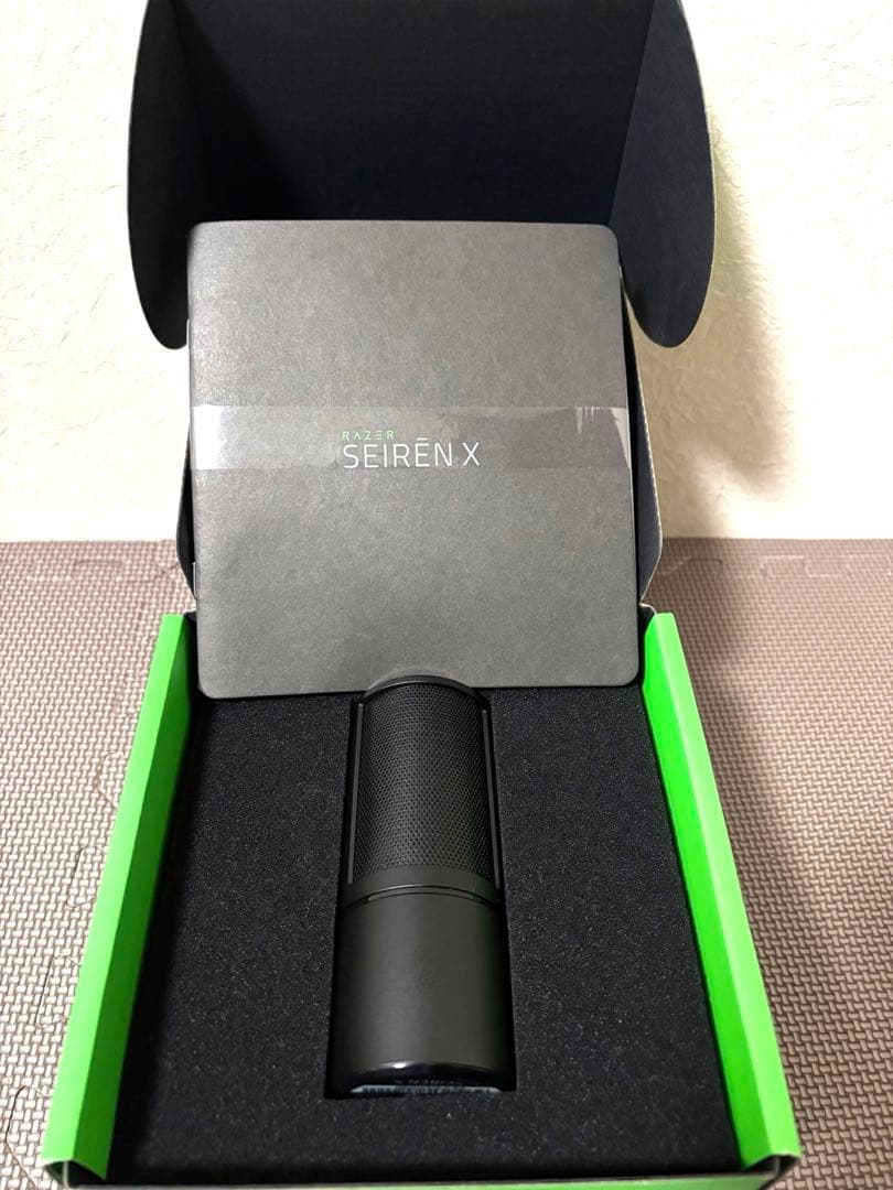 【未使用】Razer マイク Seiren RZ19-02290100-R3M1