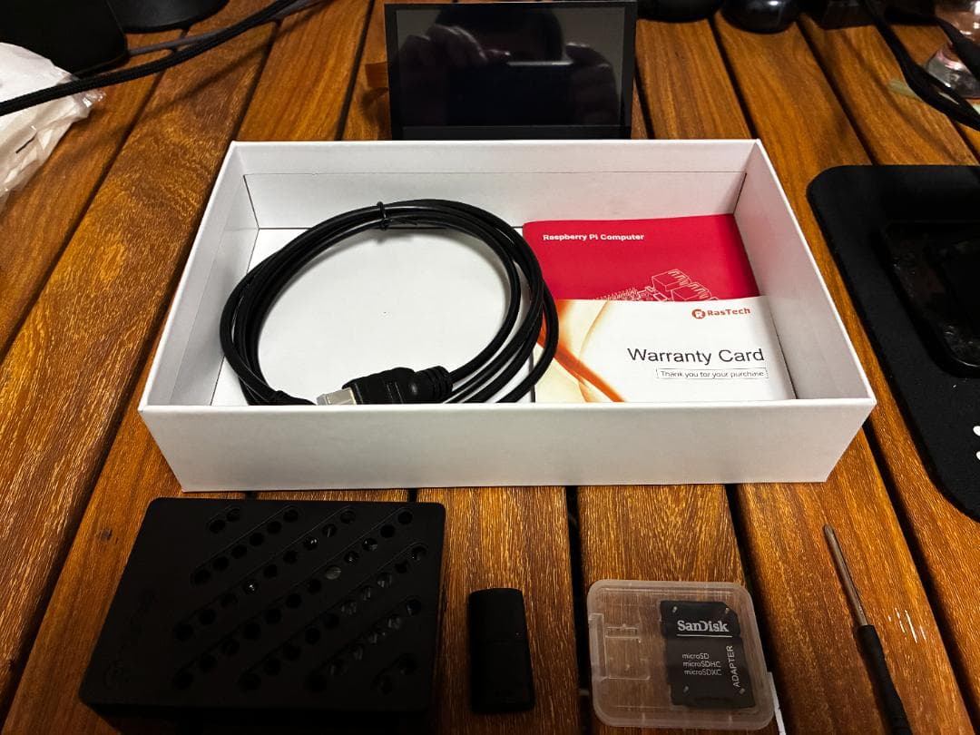 Raspberry Pi5 8GB＆タッチパネルディスプレイ