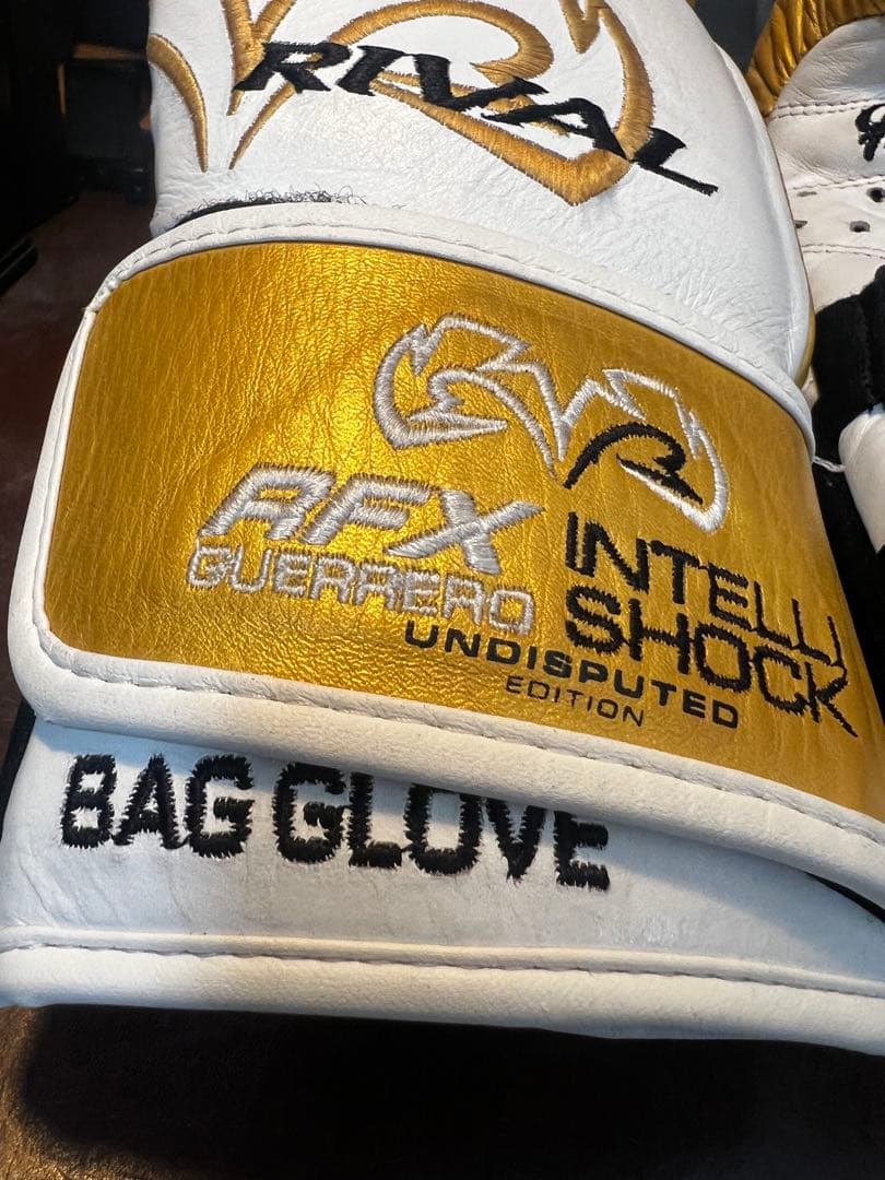 RIVAL RFX INTELLI SHOCK バッググローブ ゴールド