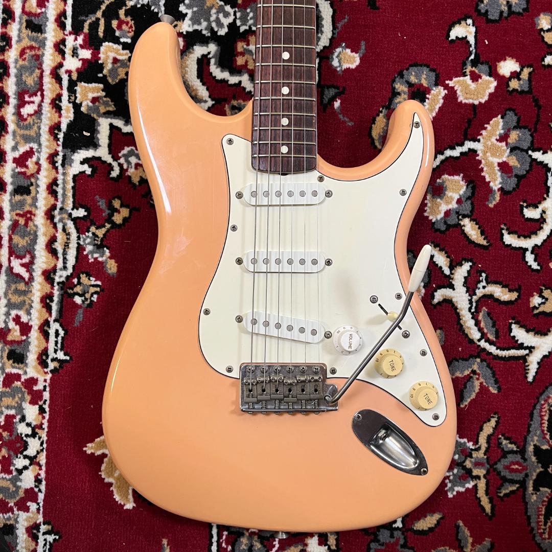 Fender Japan ST62M Shell Pink 1993-1994年