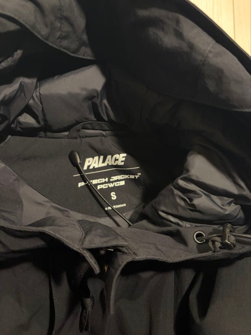 パレス　palace p-teck 2 jacket sサイズ 25AW