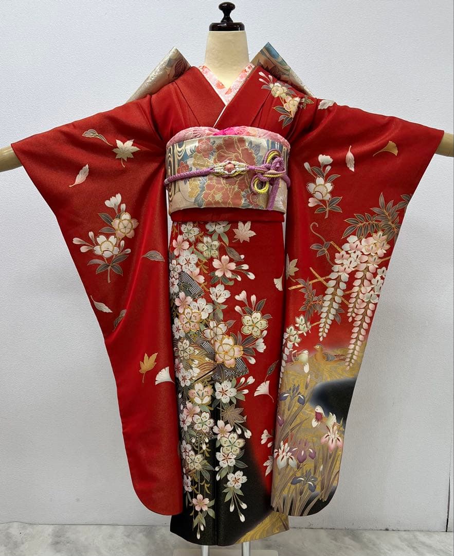 振り袖　フルセット　別誂長襦袢　豪華金彩　成人式　赤　黒　刺繍入り　857