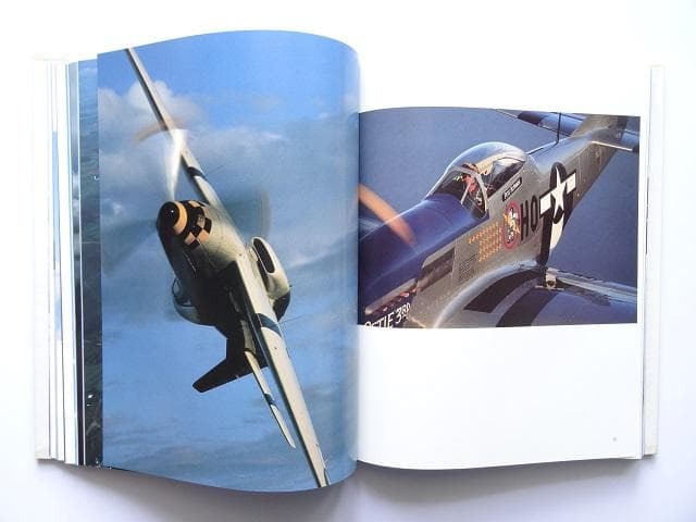 洋書◆クラシック軍用機 写真集 本 戦闘機 爆撃機 飛行機 B-29 P-51