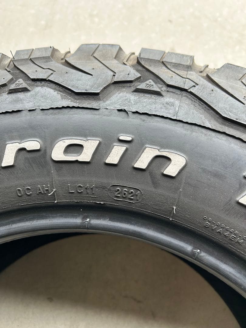 jun。　　　　中古２本　265/70R17 グッドリッチ　KO2