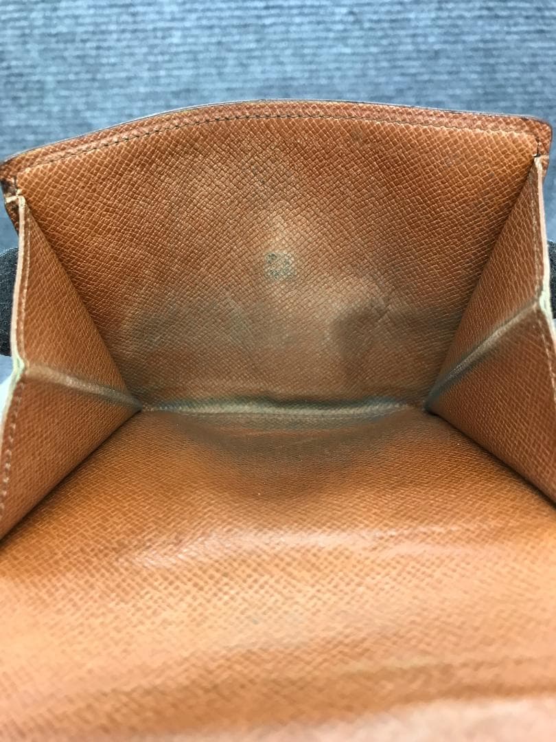 LOUIS VUITTON　ルイヴィトン　三つ折り財布　モノグラム　265
