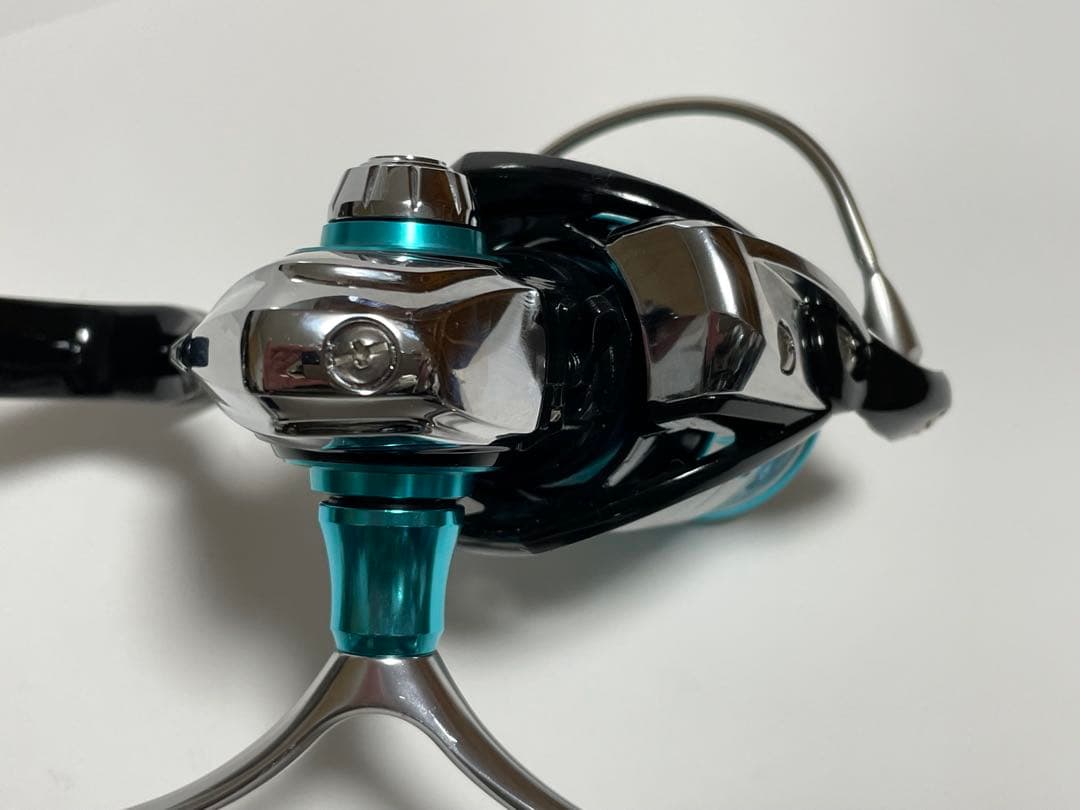 DAIWA エメラルダス LT2500S-DH スピニングリール