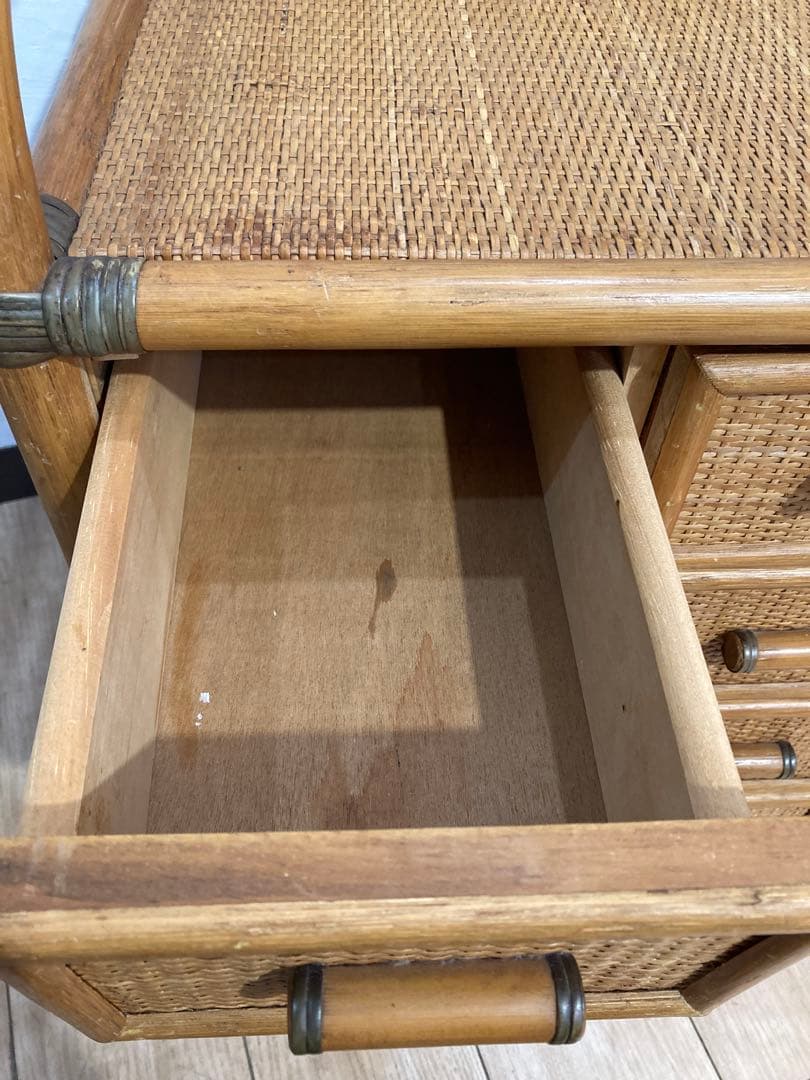 ラタン籐チェスト 家具 4段 タンス　レトロ アンティーク