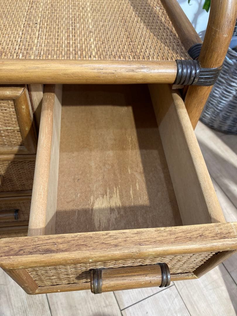 ラタン籐チェスト 家具 4段 タンス　レトロ アンティーク