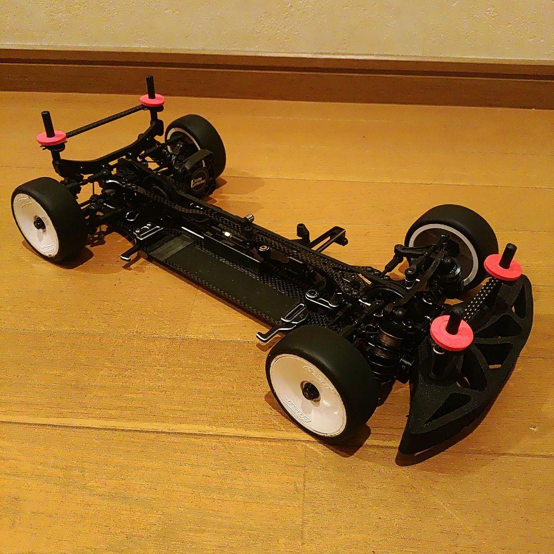 ヨコモ BD8 ハイエンドツーリングカー メカ無し ボディ付き