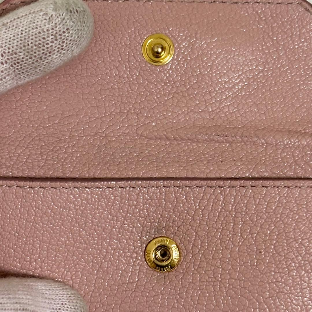 ミュウミュウ 三つ折り財布 コンパクトウォレット ゴールドロゴ RFID 箱