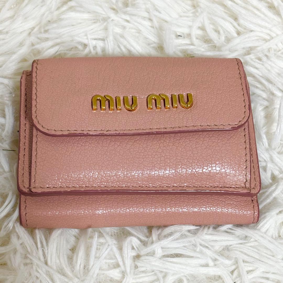 ミュウミュウ 三つ折り財布 コンパクトウォレット ゴールドロゴ RFID 箱