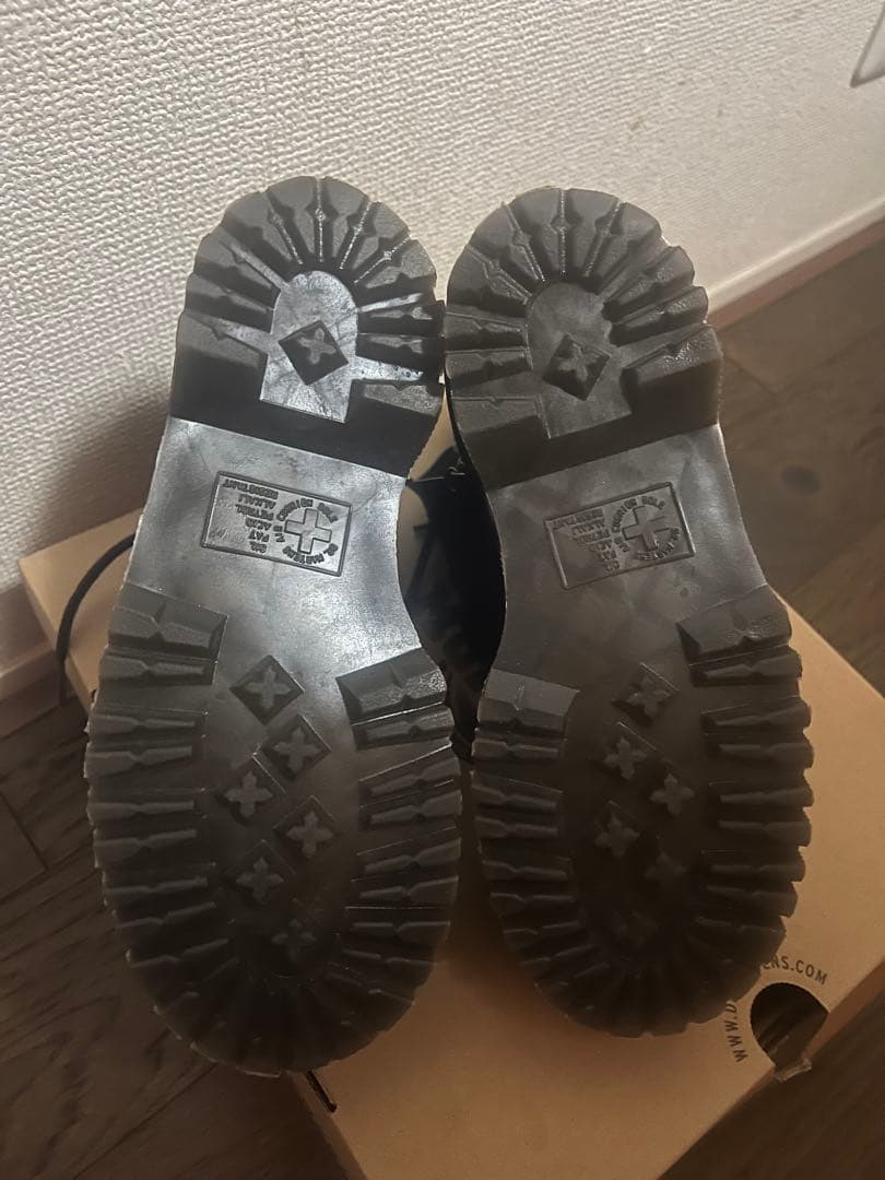 【美品】Dr. Martens JADON PISA 8 ホールブーツ 37