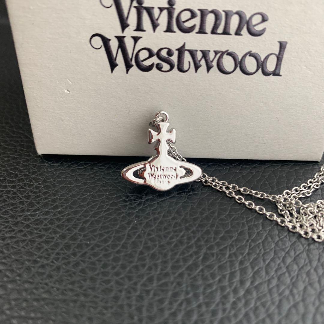 Vivienne Westwood ソラダ　オーブネックレス