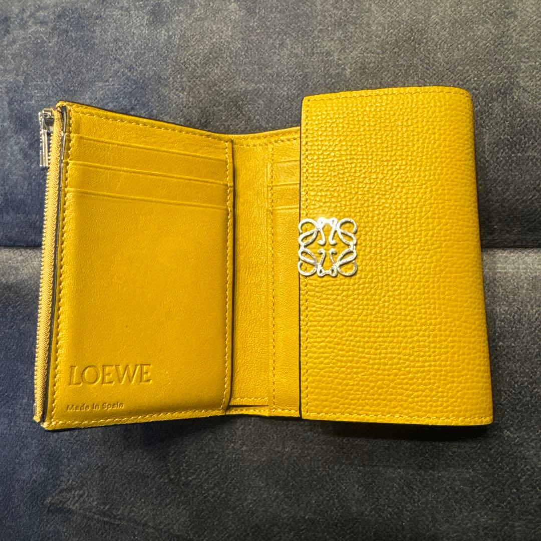 LOEWE トライフォールド ウォレット