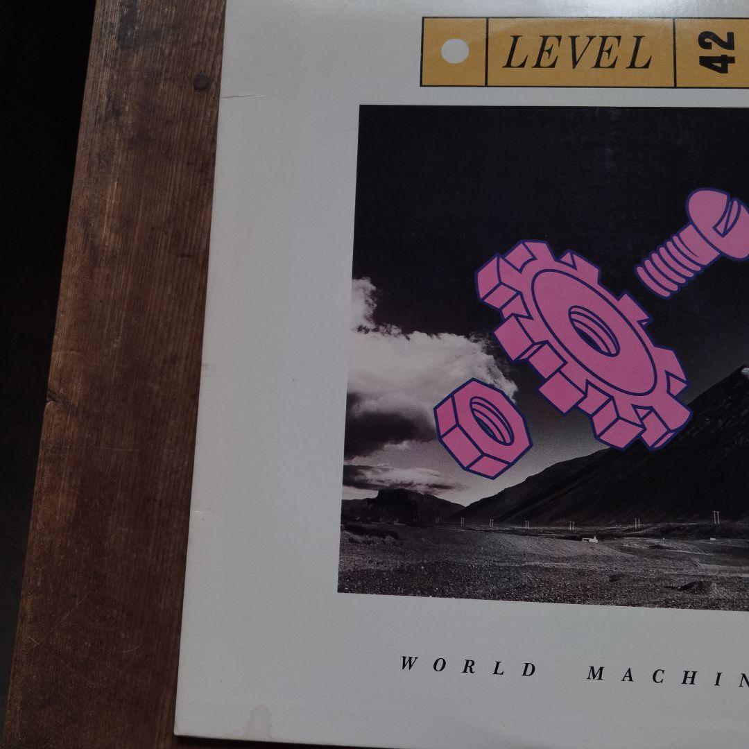 LEVEL 42 WORLD MACHINE 中古アナログLPレコード