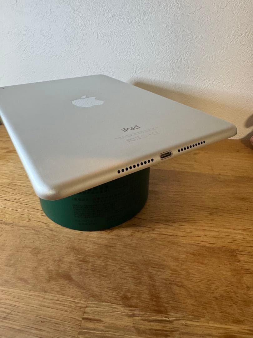 エ*ィ様 ☘️iPadmini4 64GB Wi-Fiモデル