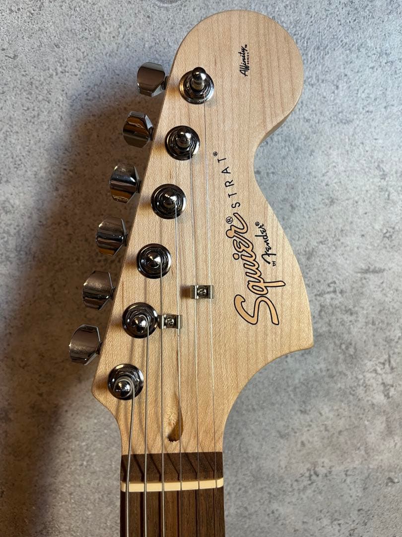 エレキギター　Squier by Fender スクワイヤー