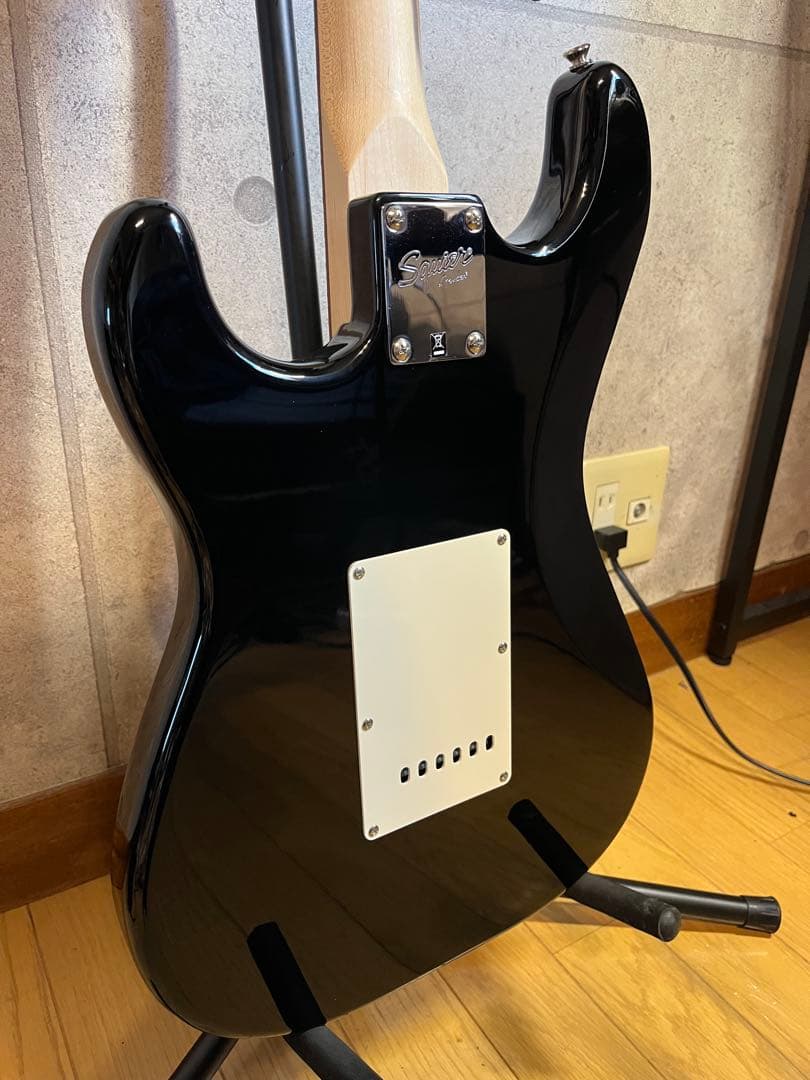 エレキギター　Squier by Fender スクワイヤー