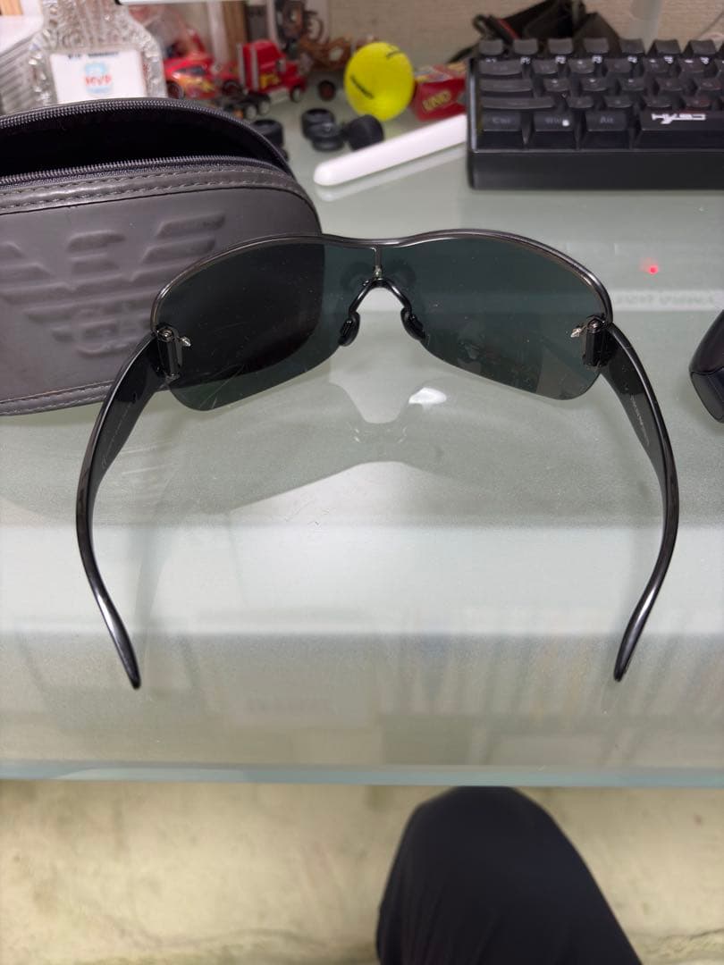 Emporio Armani スポーツサングラス ブラック ケース付き