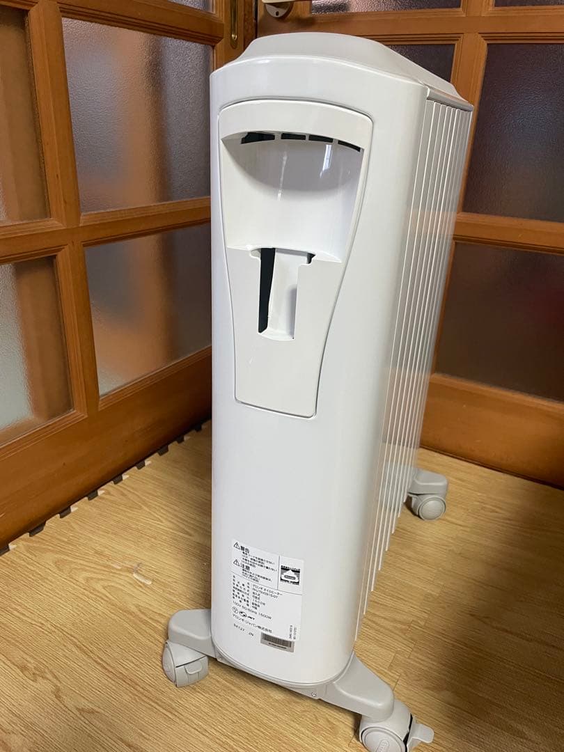 極美品✨ほぼ新品！DeLonghi BelCald オイルヒーター ホワイト
