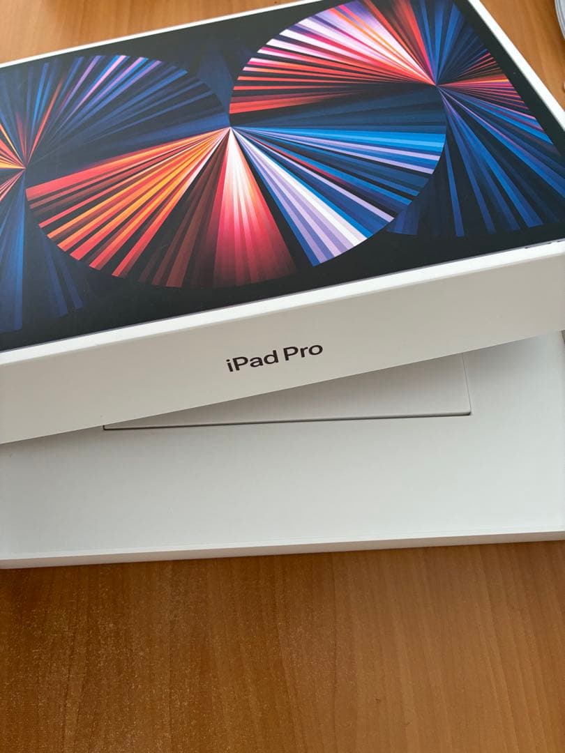 【容量100%】美品iPad Pro 第5 128GB Wi-Fi 【箱あり】