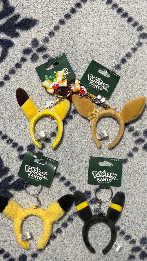 ポケパークカントー限定　ピカチュウ&イーブイ　　カチューシャチャーム　4種類