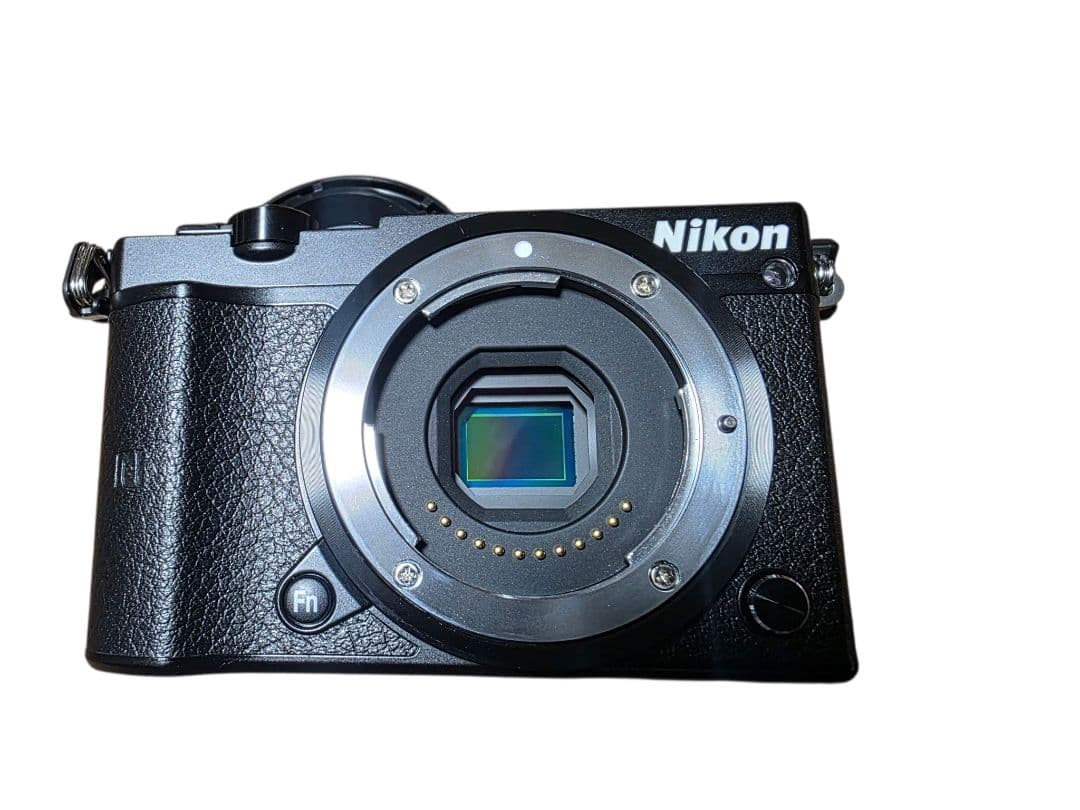 ショット数少なめ　Nikon1 J5 ダブルズームキッド　ニコン1 J5