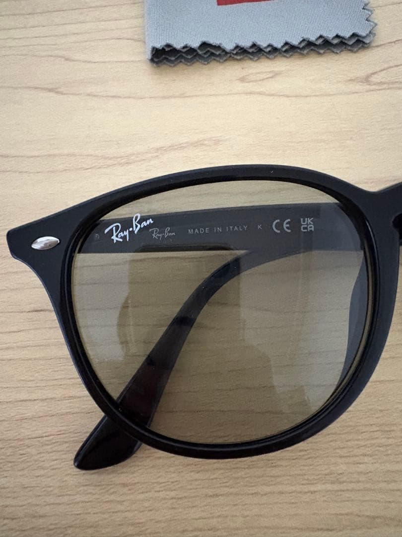 小物 Ray-Ban RB4259-F