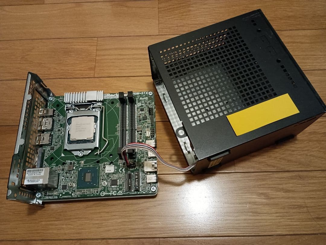 asrock deskmini 110 （メモリ、ストレージ、電源アダプタ無し）