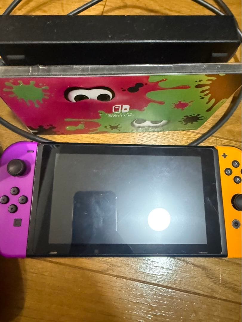 Nintendo Switch スプラトゥーンデザイン 本体とプロコントローラー