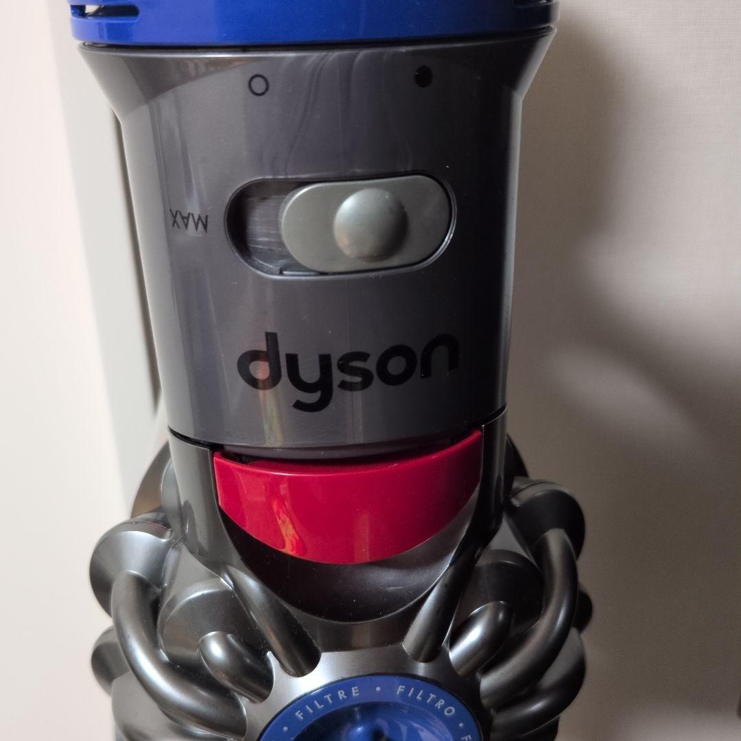 ま*も様 Dyson V8 全てクリーニング済
