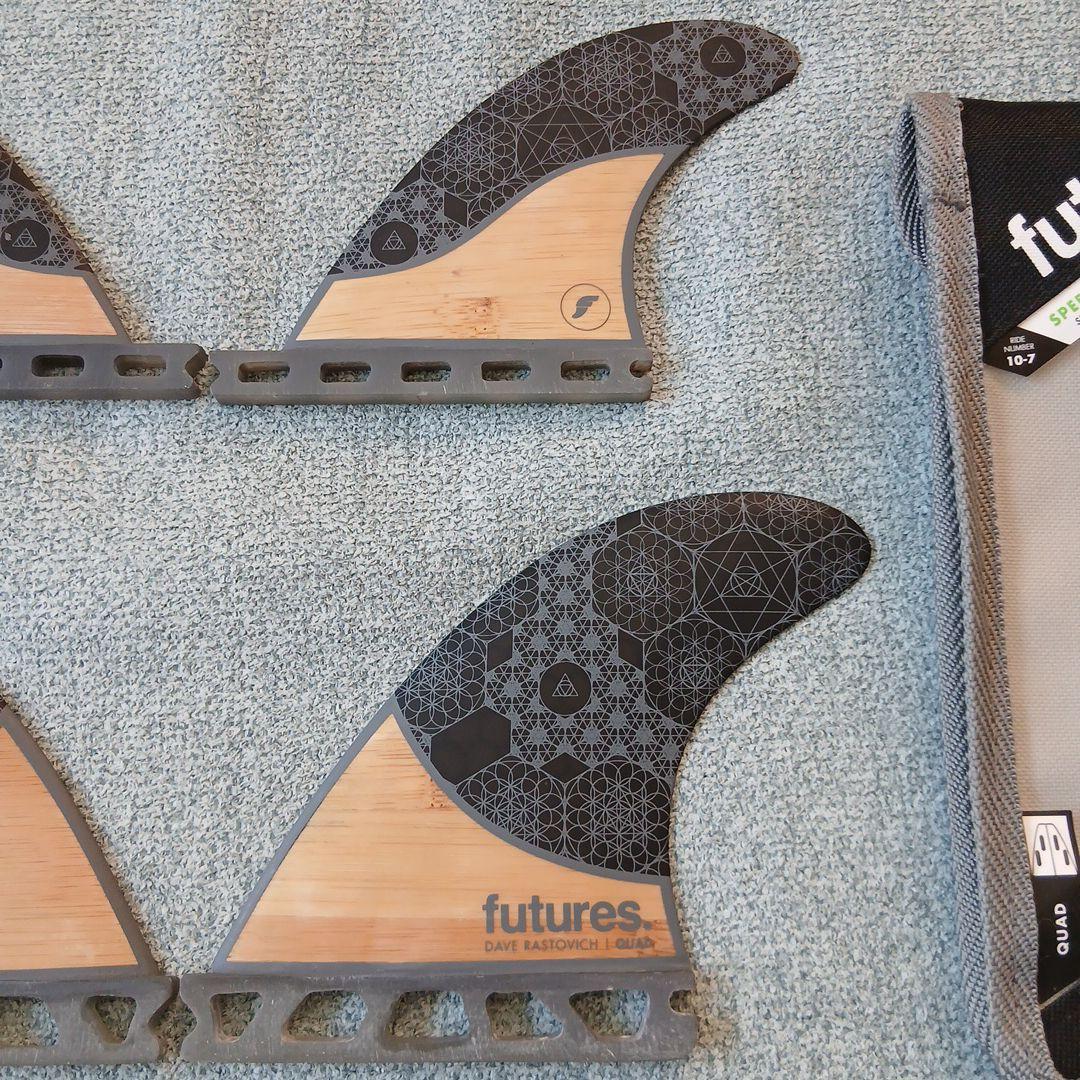 美品 futures フューチャーフィン QUAD RASTA BAMBOO