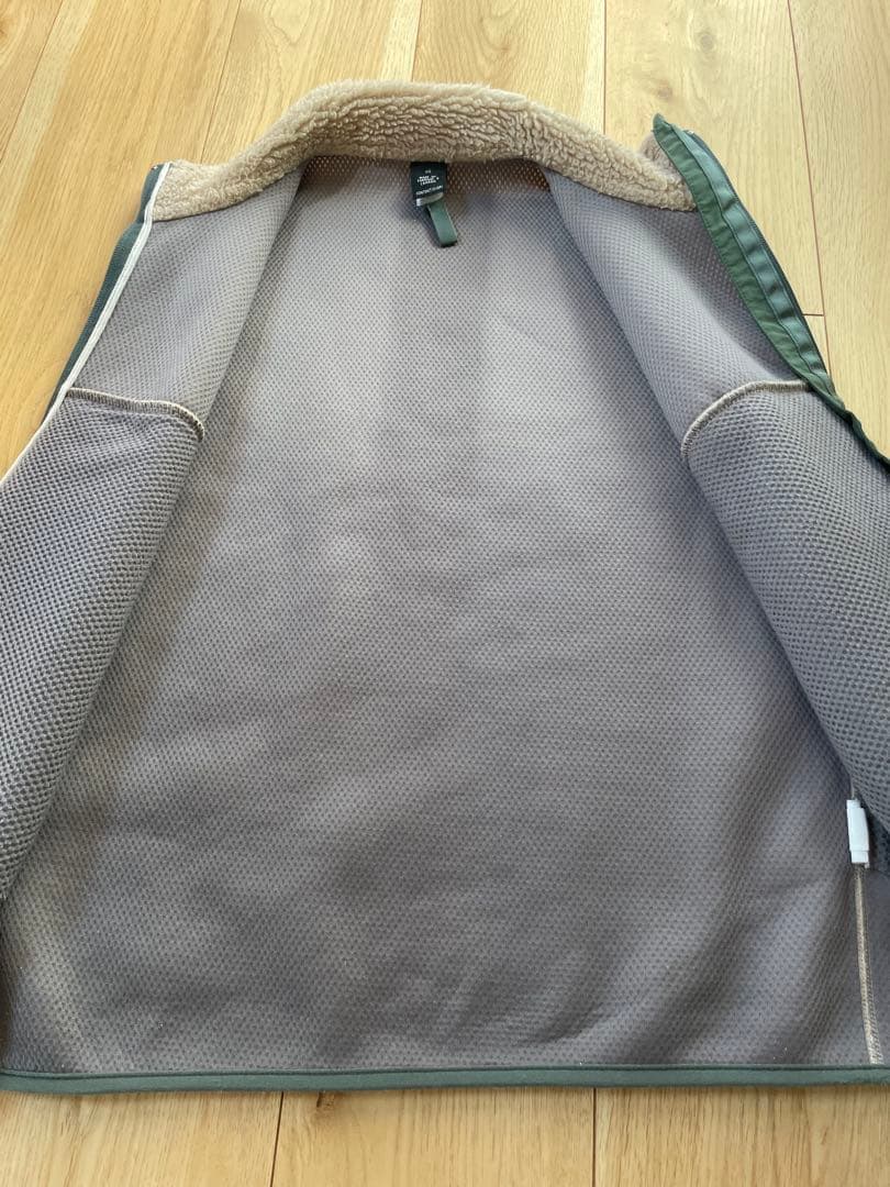 Patagonia フリースベスト XS ベージュ/グリーン