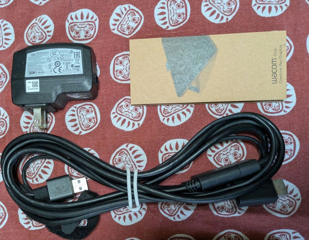 Wacom 液タブ 13.3 wacom one DTC133 2020年製