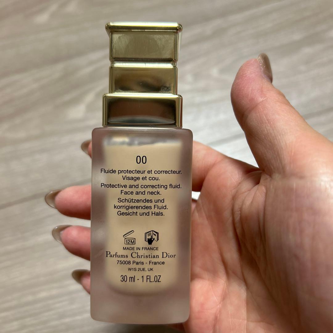 ファンデーション Dior PRESTIGE BB 00
