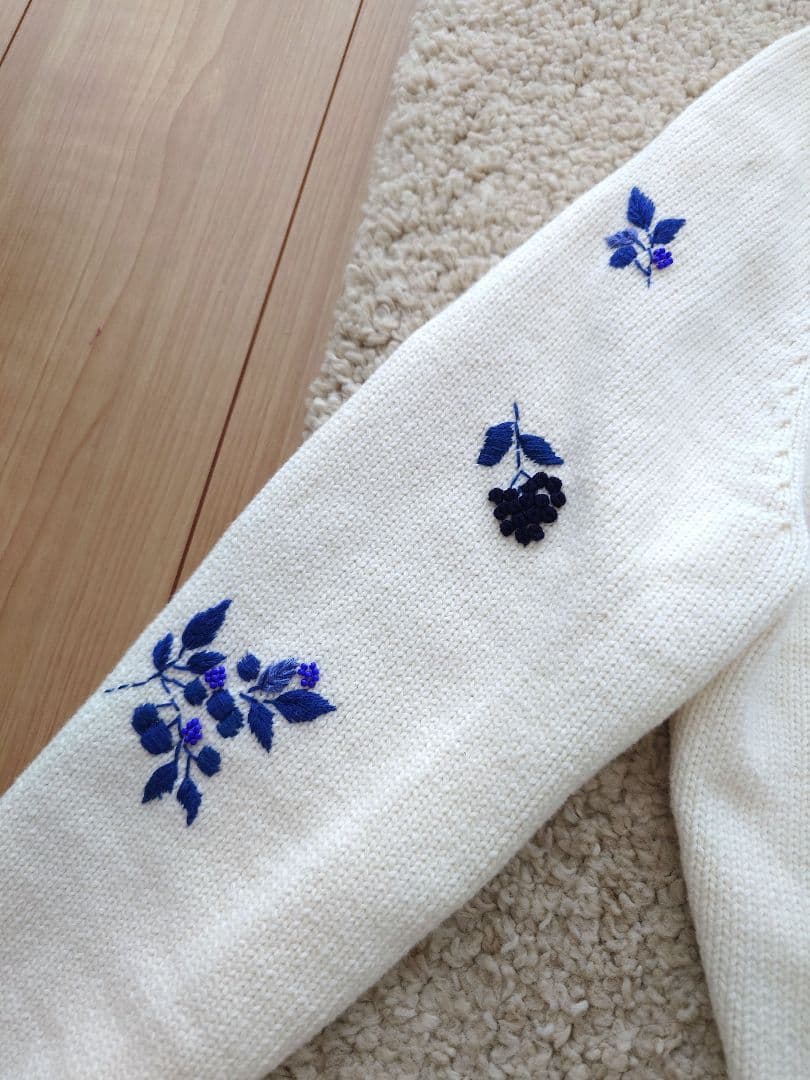 お値下げセブンテン seventen フラワー手刺繍カーディガン