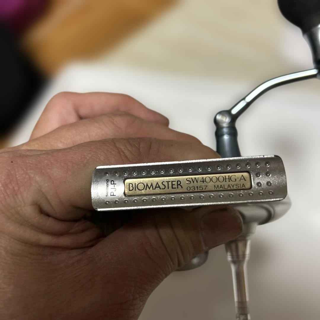 SHIMANO）のスピニングリール「13 バイオマスター SW 4000HG」