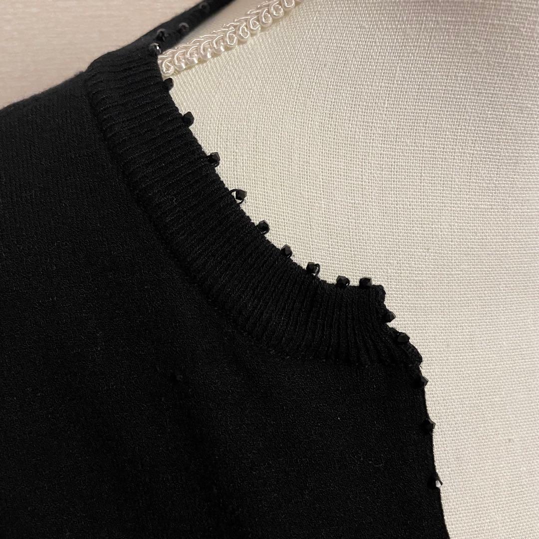 美品 FOXEY BOUTIQUE フォクシー カーディガン 黒 40 ビーズ