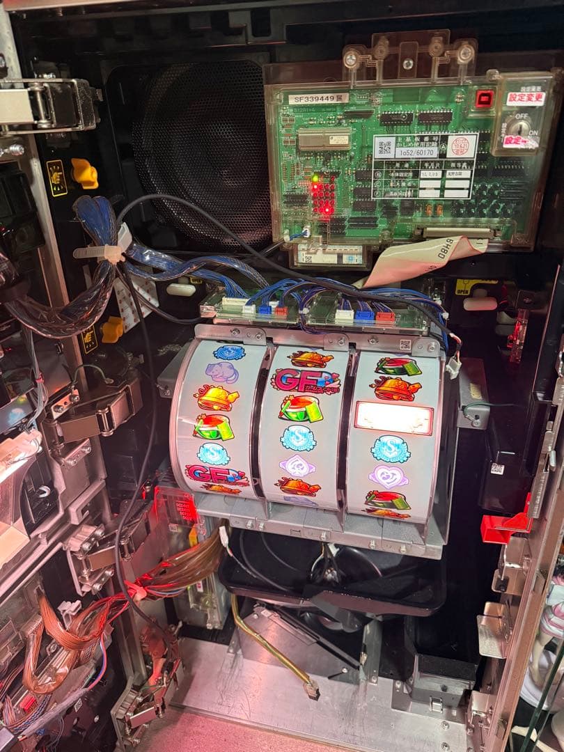 パチスロ実機 ガールフレンド(仮) 不要機付