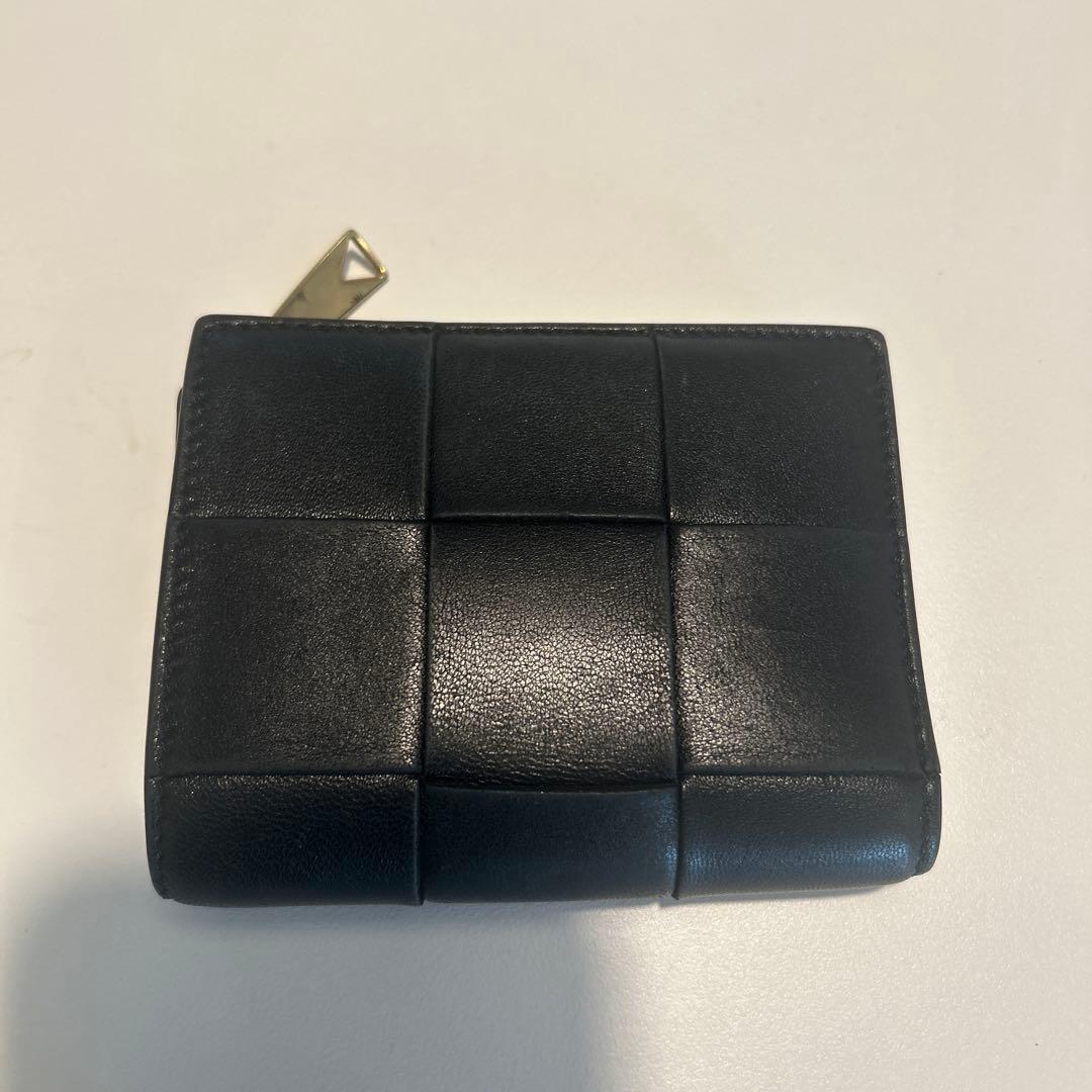 BOTTEGA VENETA(ボッテガヴェネタ) 2つ折り財布 カセット 黒