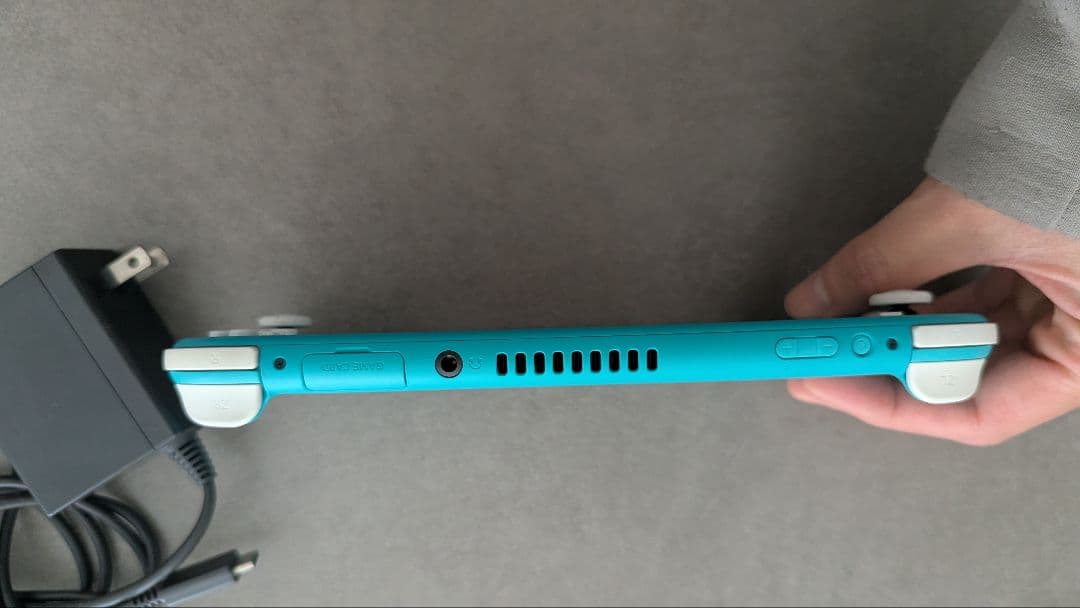 【美品】Nintendo Switch Lite 充電器、箱、SDカード付き