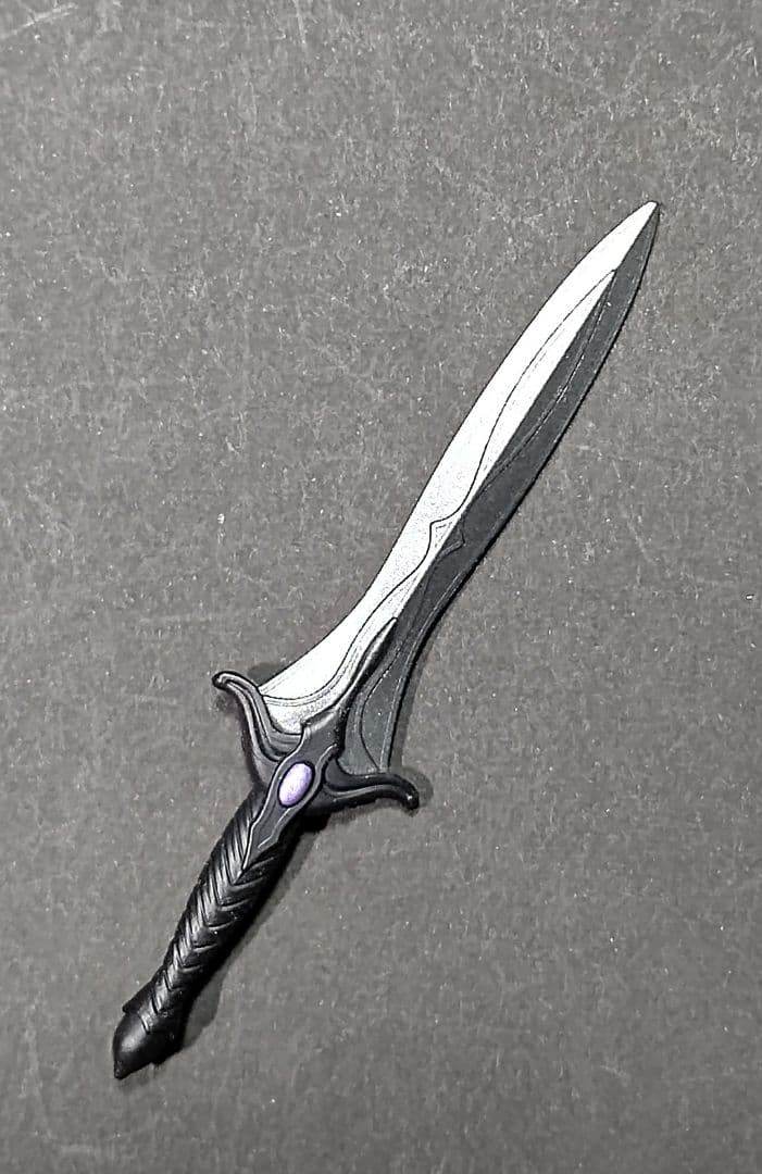 る*る様 mythic legions Vargg