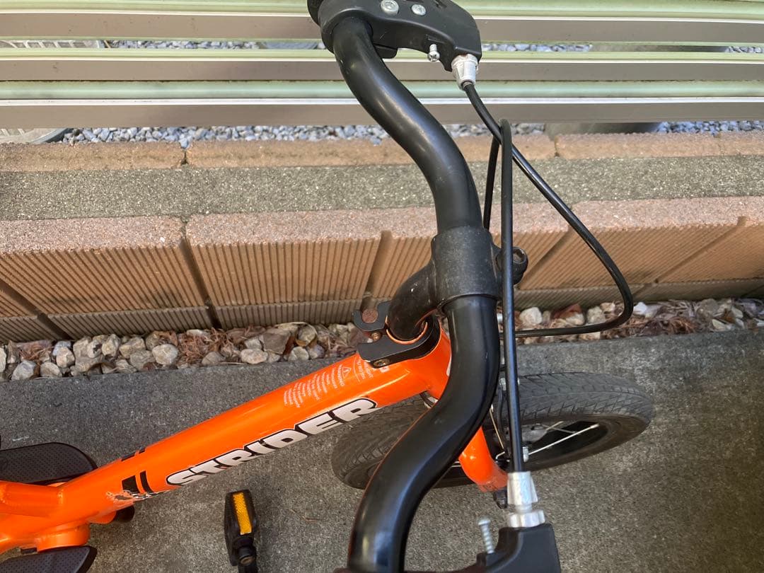 STRIDER x14 バランスバイク オレンジ　中古　使用感あり　スタンドあり