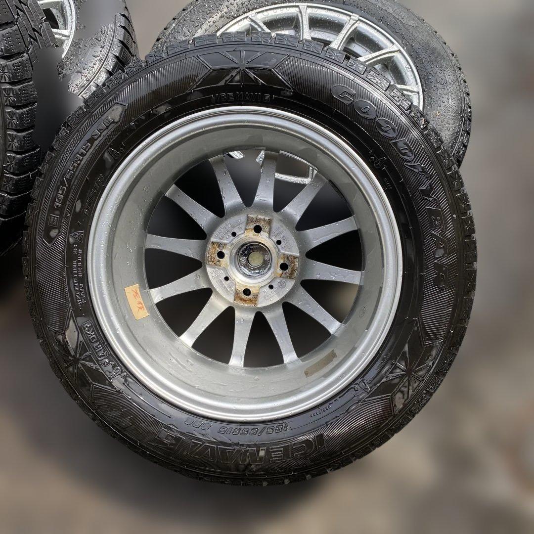 スタッドレスタイヤ 15インチ ホイール付185/65/R15 日産ノート他